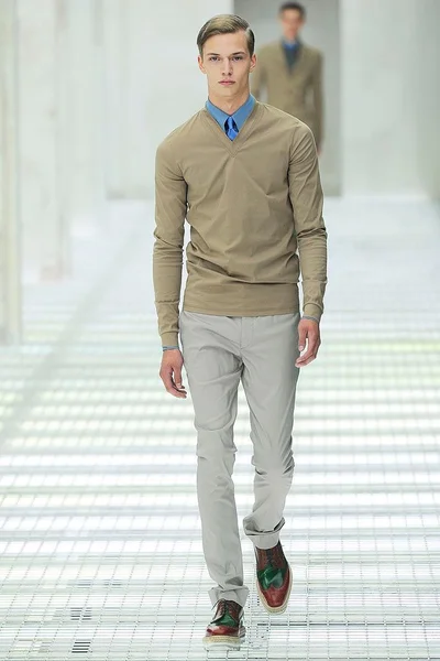 Look 20